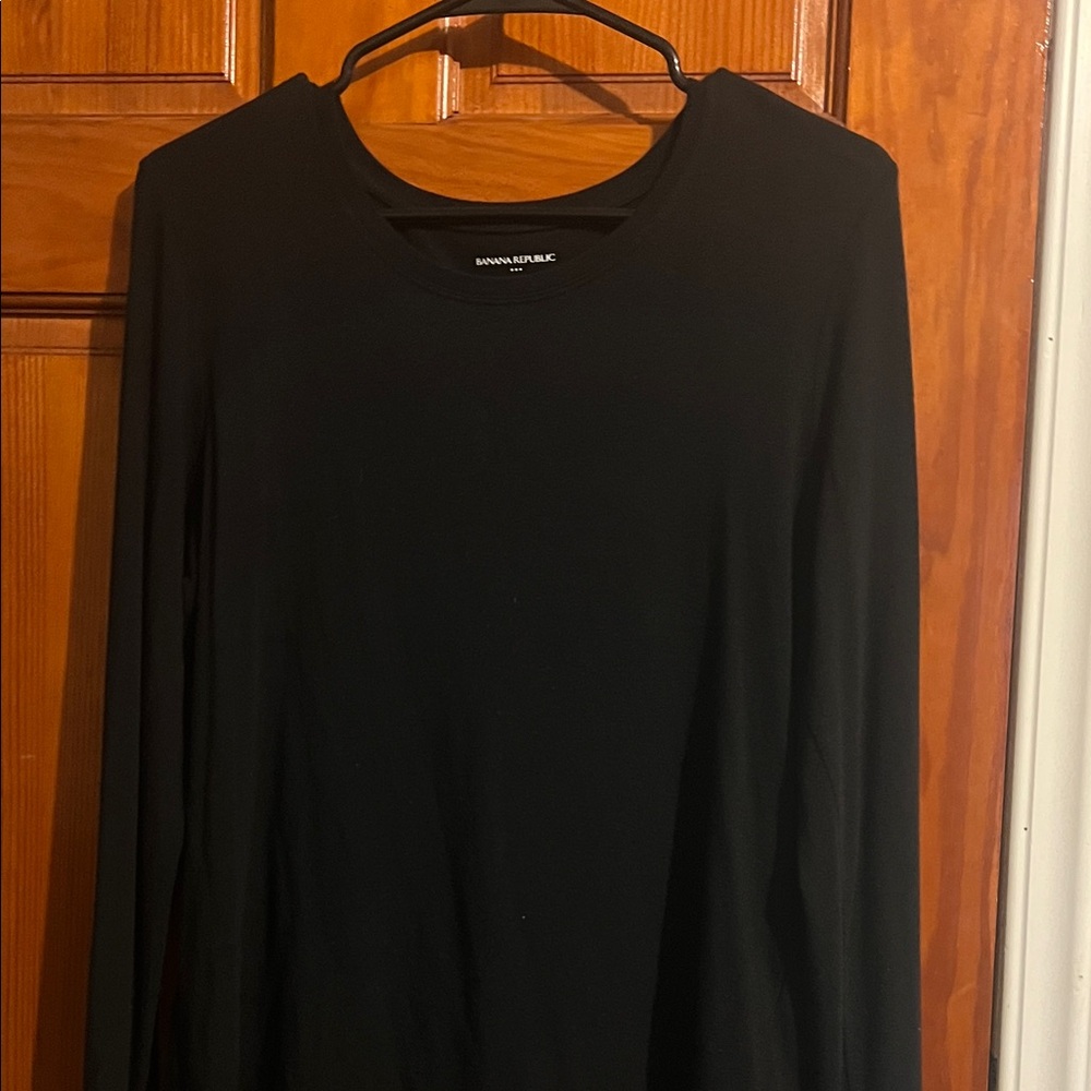 Women’s Banana Republic Black Long Sleeve Top